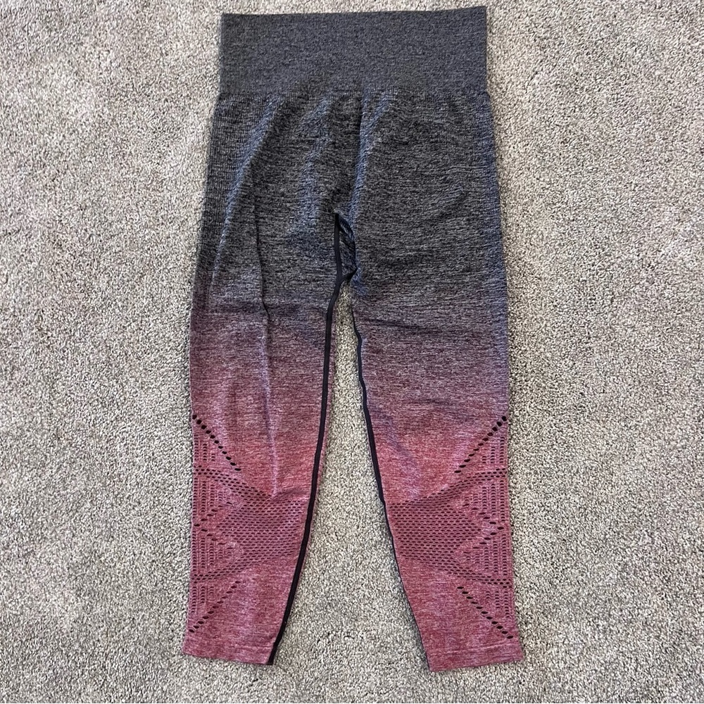 Pink Victoria's Secret Cool & Comfy Fit Leggings Crop Ombre Gray Pink Women's M,
